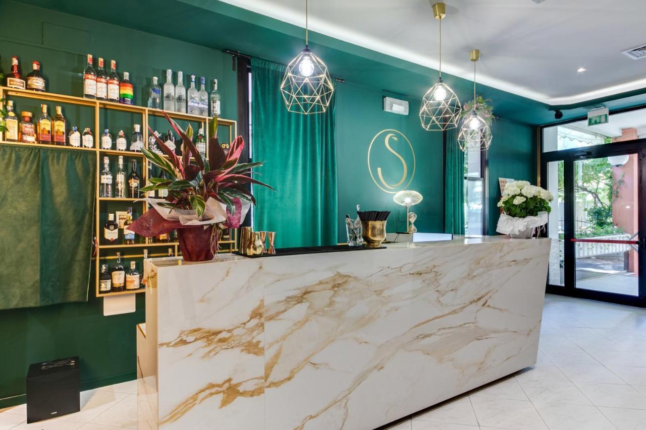 Hotel Sorriso Римини Экстерьер фото