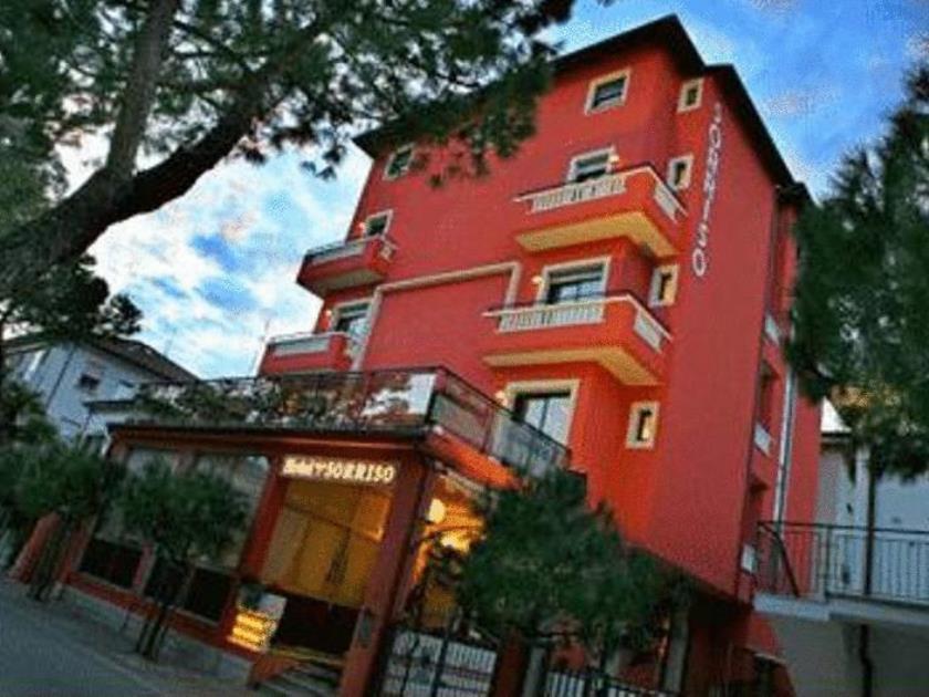 Hotel Sorriso Римини Экстерьер фото